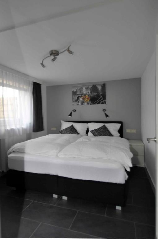 Schelvis Apartments Zandvoort Rom bilde